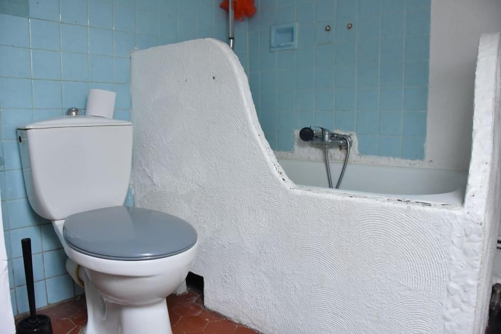 Lovely Flat In The Heart Of The Medieval City Hyères Exterior foto